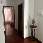Louis House Madeira Group בית נופש *