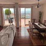 Louis House Madeira Group * פונשל