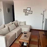 בית נופש Louis House Madeira Group פונשל