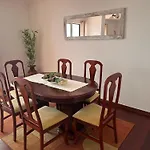 Louis House Madeira Group פונשל